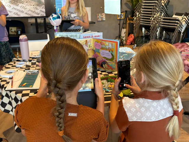 Foto van de workshop Verborgen wereld bieb